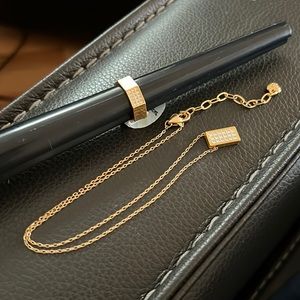 Brighton meridian Ring 7, necklace 22”, bangle bracelet.